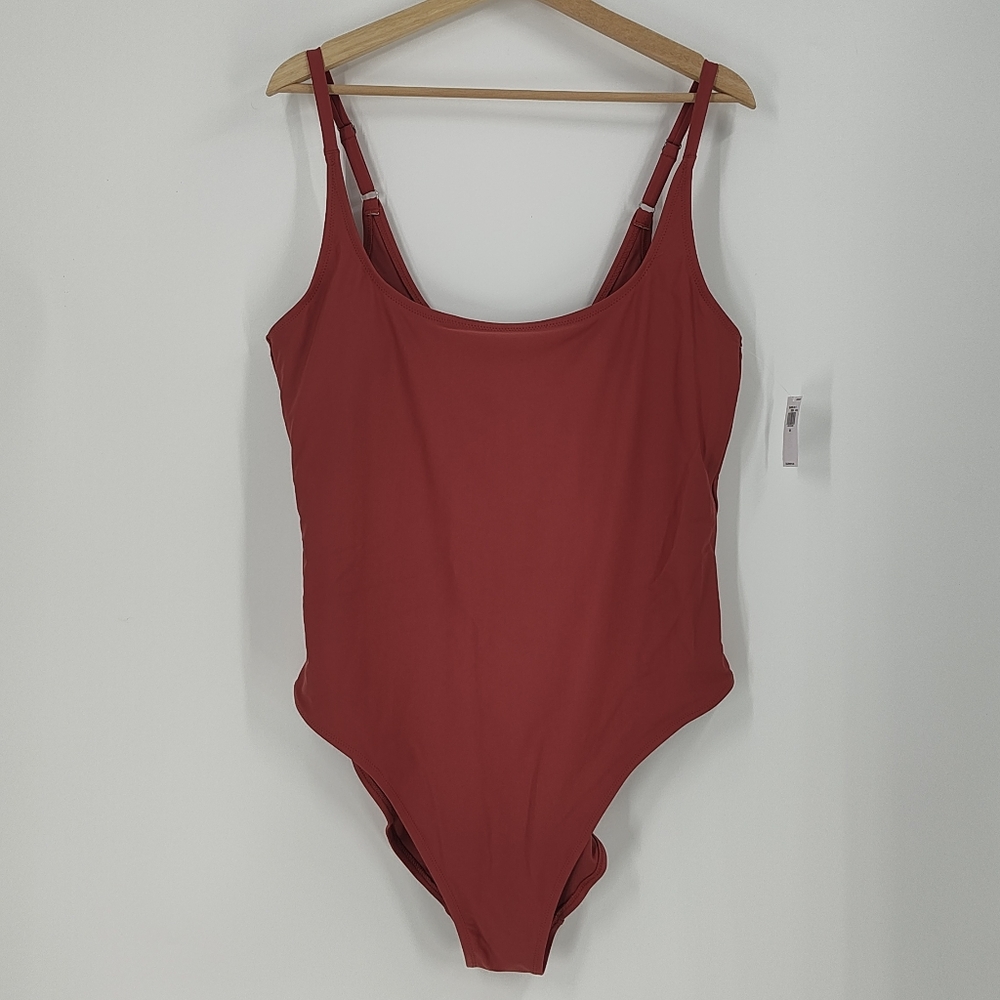 Old Navy One Piece Swimsuit